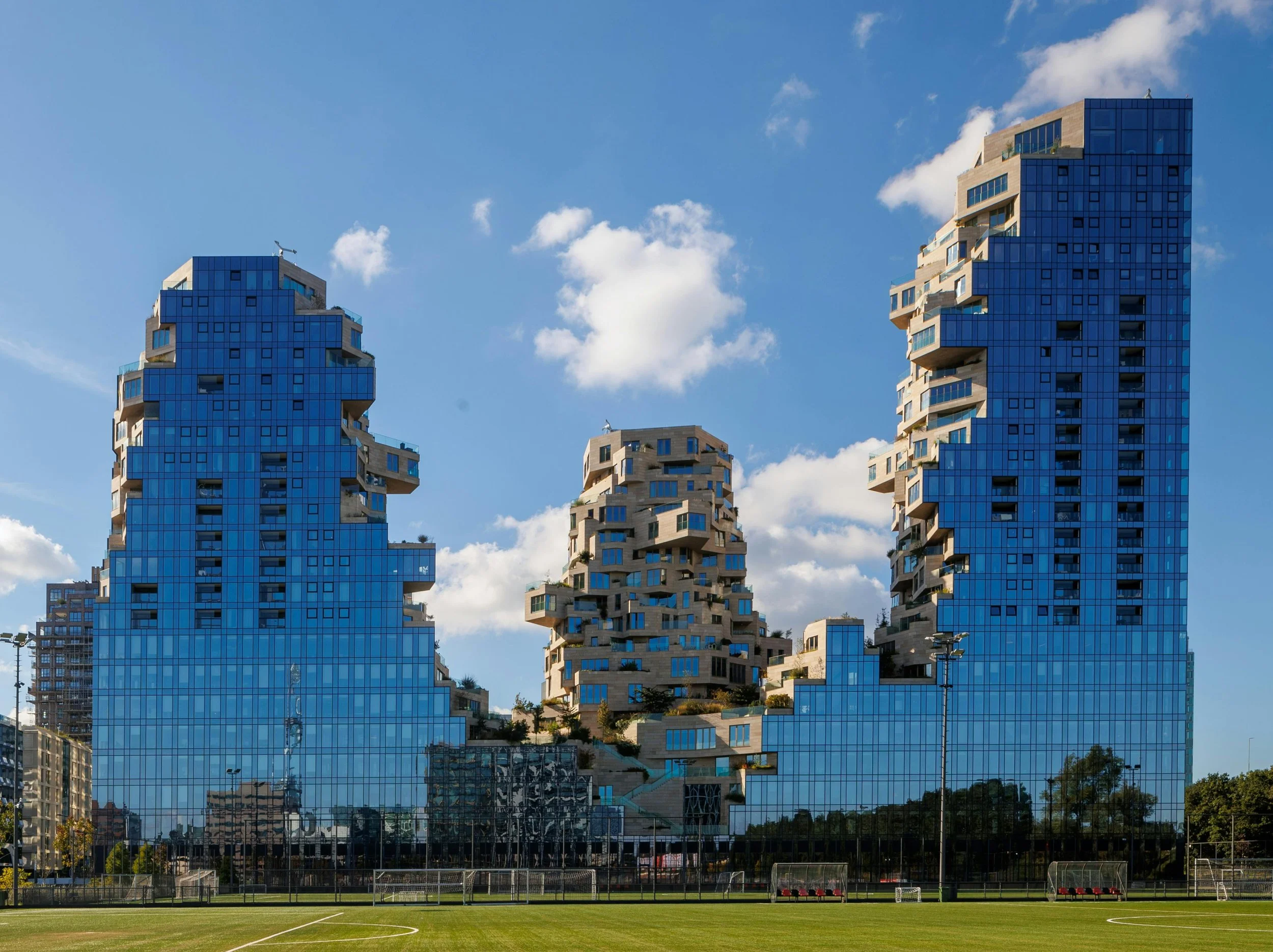 Uitzicht op de Indische Buurt met karakteristieke Amsterdamse architectuur in Amsterdam Oost